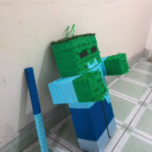 z6173808313175 7403b684f48208004c91949210e9eaf3 zombie 4 Pinata Zombie Minecraft