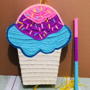 pinata kem ốc quế